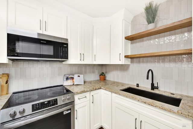 407 Acacia St, Fairfield, CA 94533