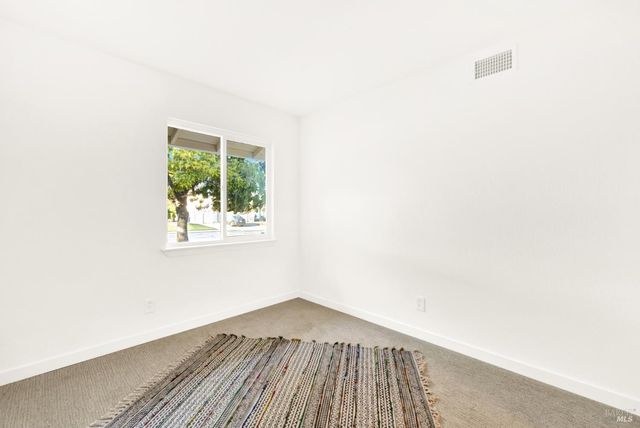 407 Acacia St, Fairfield, CA 94533