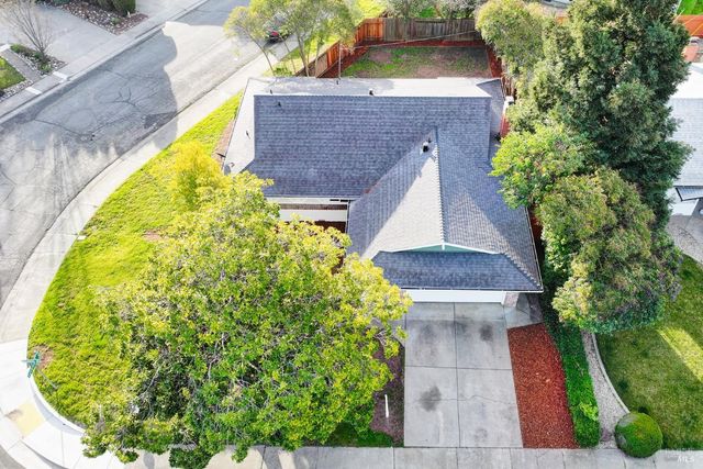 407 Acacia St, Fairfield, CA 94533