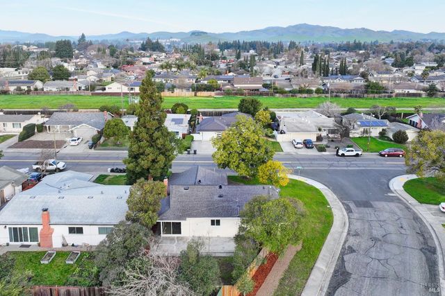 407 Acacia St, Fairfield, CA 94533