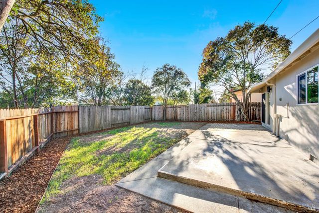 407 Acacia St, Fairfield, CA 94533