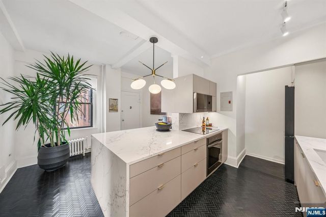 363-377 Mt Prospect Avenue 6DW, Newark, NJ 07104