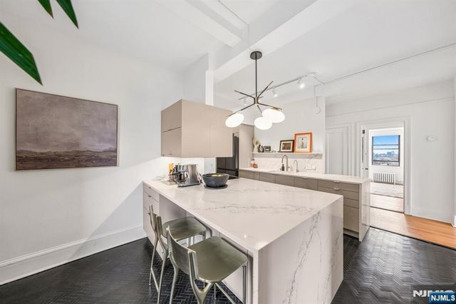 363-377 Mt Prospect Avenue 6DW, Newark, NJ 07104