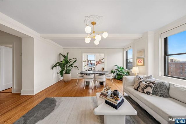 363-377 Mt Prospect Avenue 6DW, Newark, NJ 07104