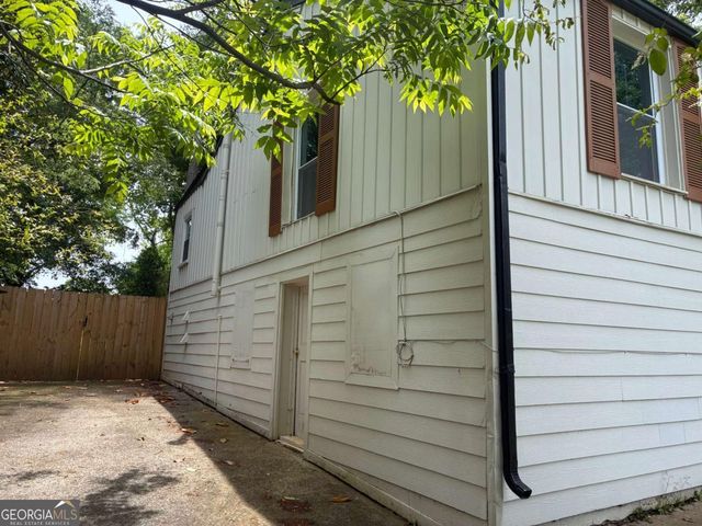2190 Gordon Circle SE, Smyrna, GA 30080