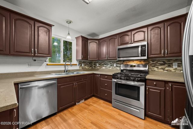 4600 S Navigators Circle, Wasilla, AK 99623