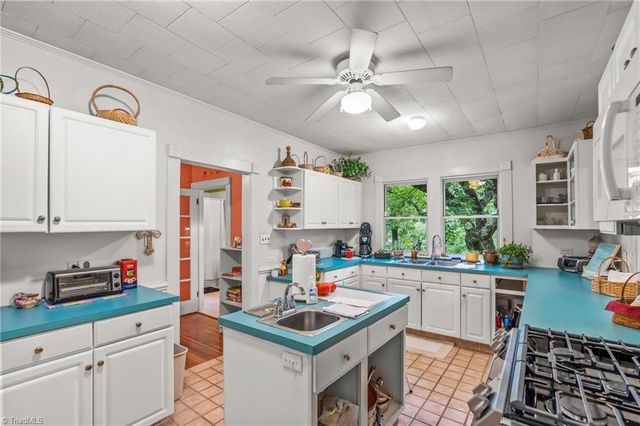 156 Brooks Street, Troutman, NC 28166