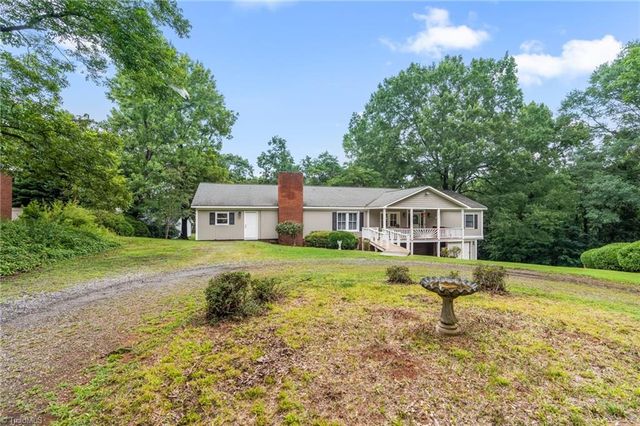 156 Brooks Street, Troutman, NC 28166