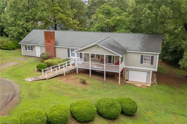 156 Brooks Street, Troutman, NC 28166