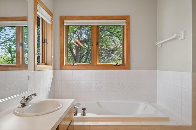 523 Wildwood Avenue, Saint Paul, MN 55110