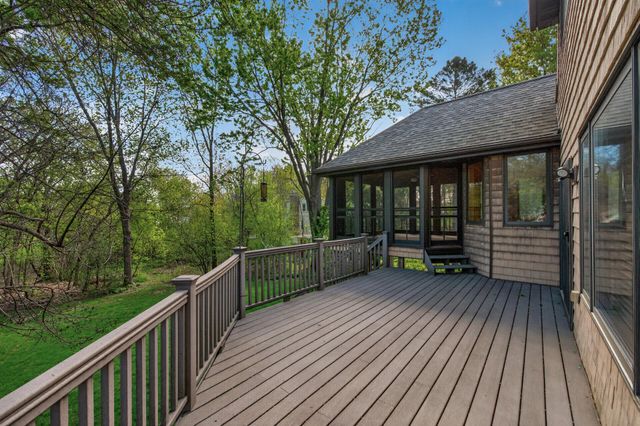523 Wildwood Avenue, Saint Paul, MN 55110