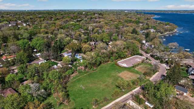 523 Wildwood Avenue, Saint Paul, MN 55110