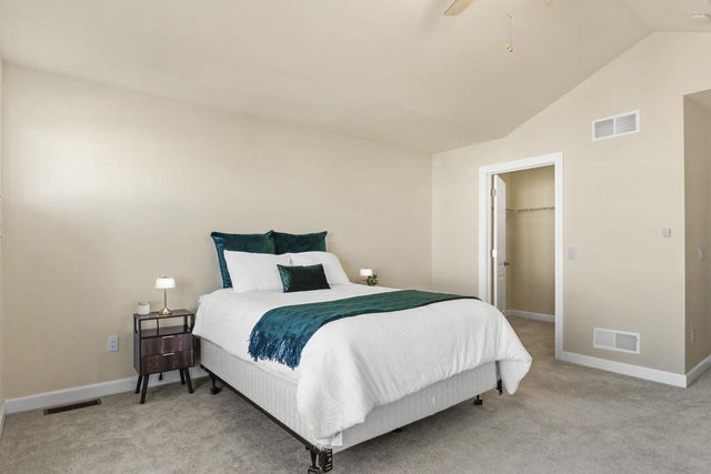 15 Rose Quartz Way, Fitchburg, WI 53711