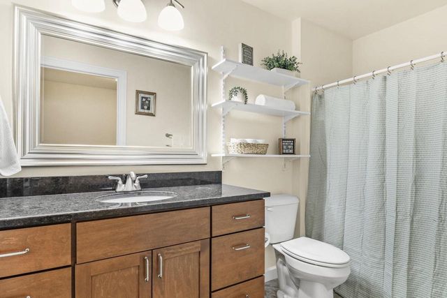 15 Rose Quartz Way, Fitchburg, WI 53711