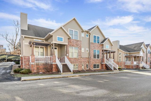 15 Rose Quartz Way, Fitchburg, WI 53711