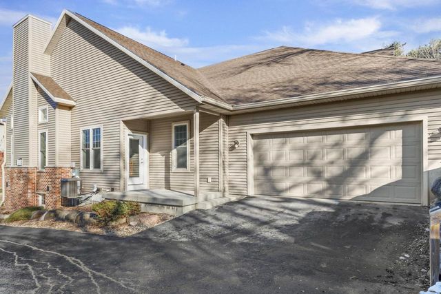 15 Rose Quartz Way, Fitchburg, WI 53711
