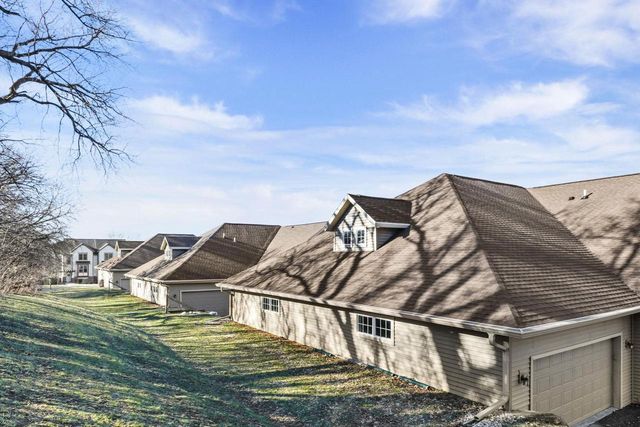 15 Rose Quartz Way, Fitchburg, WI 53711