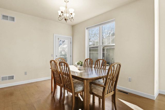 15 Rose Quartz Way, Fitchburg, WI 53711