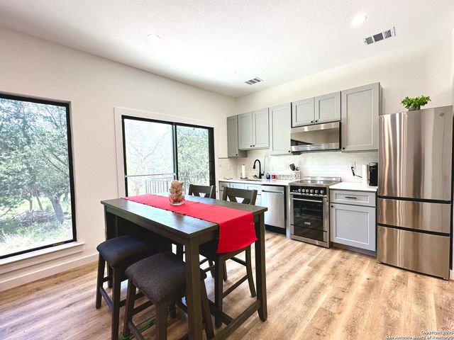 1946 Rhinestone, Canyon Lake, TX 78133