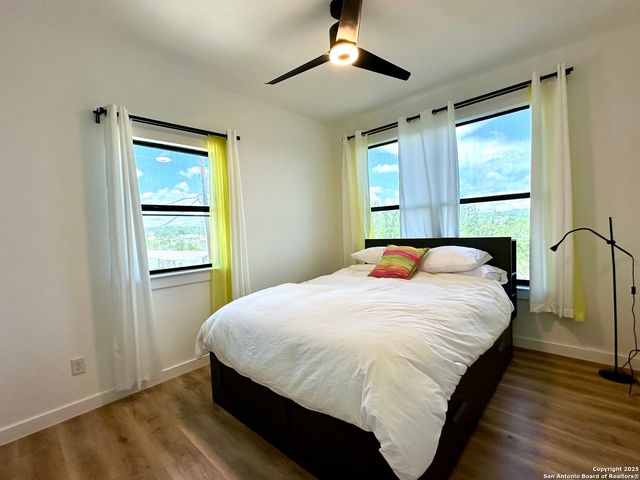 1946 Rhinestone, Canyon Lake, TX 78133