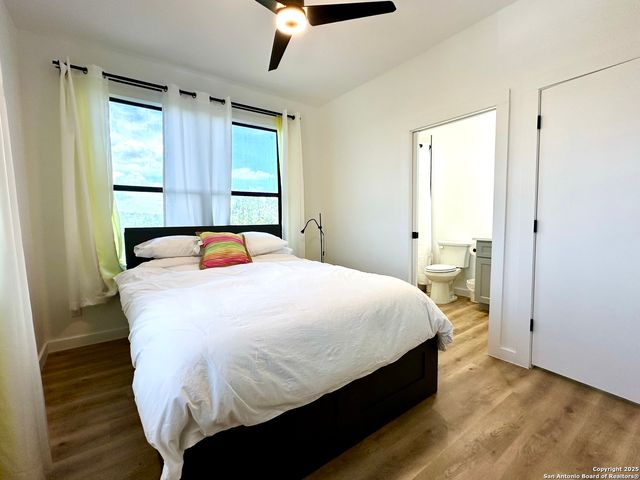 1946 Rhinestone, Canyon Lake, TX 78133