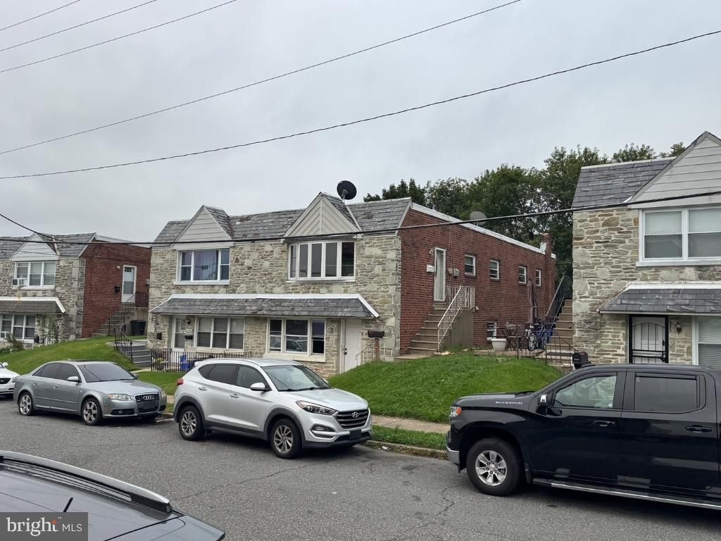 1958 GOODNAW ST, PHILADELPHIA, PA 19115 — photo 2