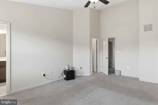 7255 MARTIN FARM CIR, Baltimore, MD 21237