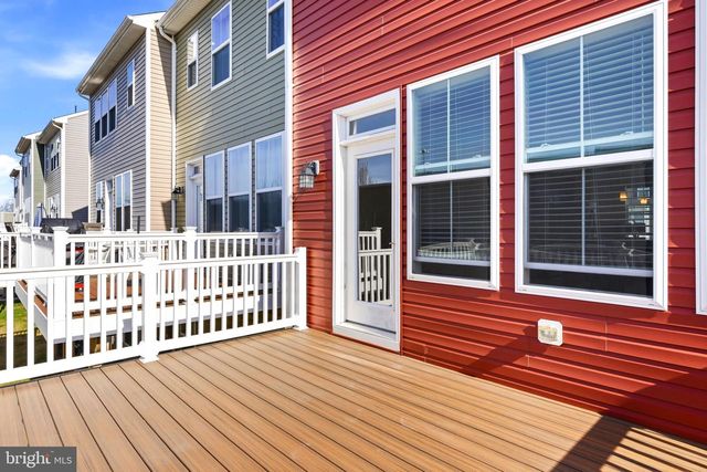 7255 MARTIN FARM CIR, Baltimore, MD 21237