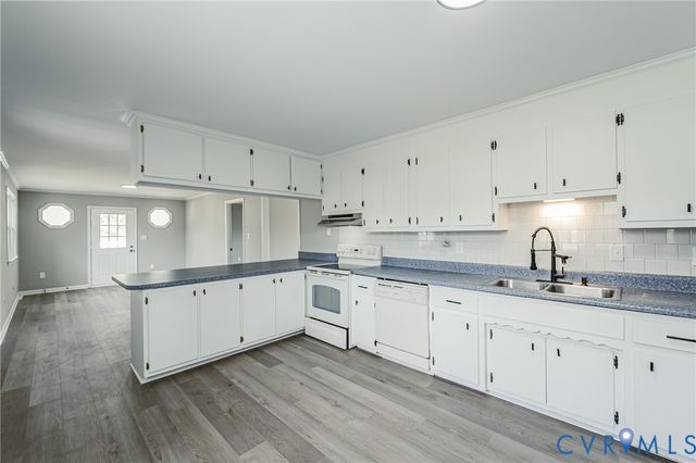 15412 Exter Mill Rd, Chesterfield, VA 23838