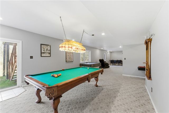 153 Hunter Drive, Cranberry Twp, PA 16066