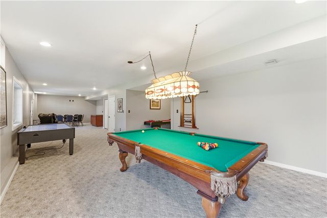 153 Hunter Drive, Cranberry Twp, PA 16066