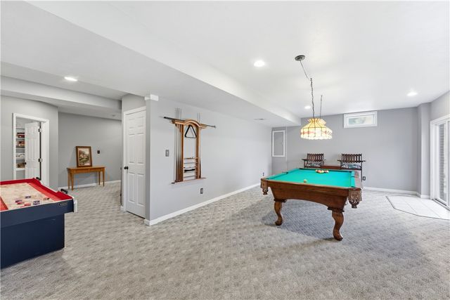 153 Hunter Drive, Cranberry Twp, PA 16066