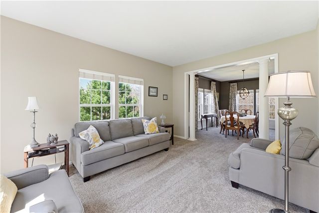 153 Hunter Drive, Cranberry Twp, PA 16066