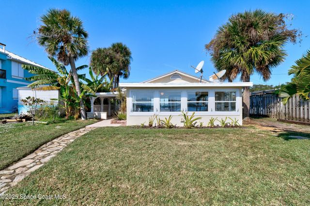 3949 Canal Drive, Sebastian, FL 32976