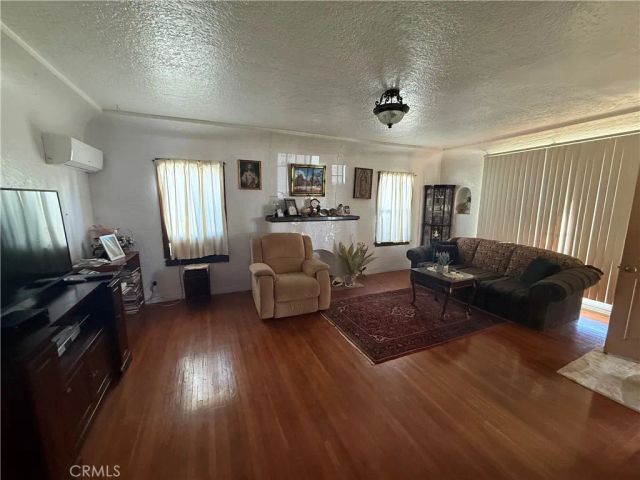 5915 Morrill Avenue, Whittier, CA 90606