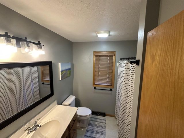 3718 Labrador Drive, Janesville, WI 53546