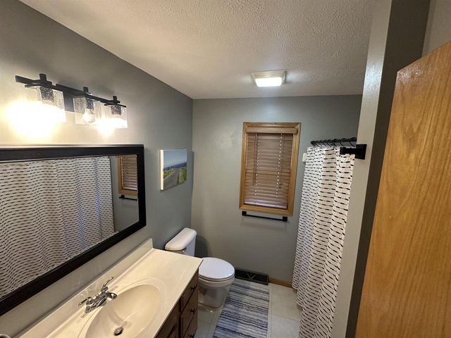 3718 Labrador Drive, Janesville, WI 53546