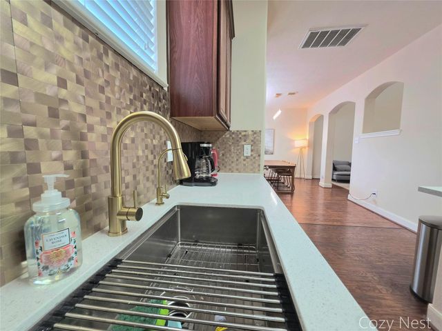 3702 Ashford Villa Lane, Houston, TX 77082