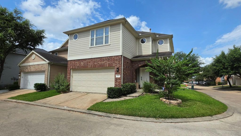 3702 Ashford Villa Lane, Houston, TX 77082