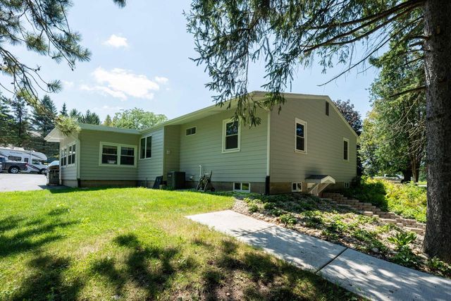 731 S Second STREET, Delavan, WI 53115