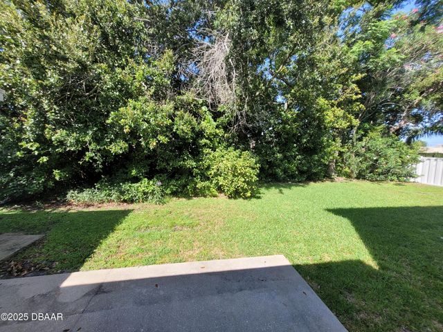 1018 Grand Hickory Circle, Holly Hill, FL 32117