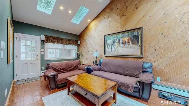 22 Oriole Drive, Norwalk, CT 06851