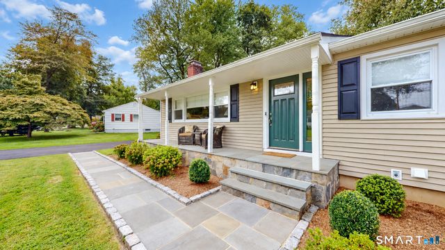 22 Oriole Drive, Norwalk, CT 06851