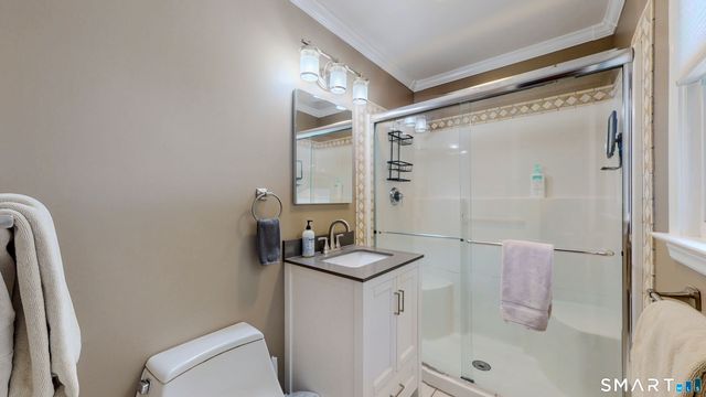 22 Oriole Drive, Norwalk, CT 06851