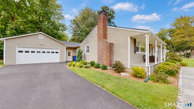 22 Oriole Drive, Norwalk, CT 06851