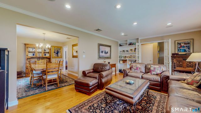 22 Oriole Drive, Norwalk, CT 06851