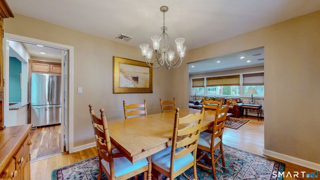 22 Oriole Drive, Norwalk, CT 06851