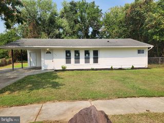 105 N GOVERNORS BLVD, Dover, DE 19901