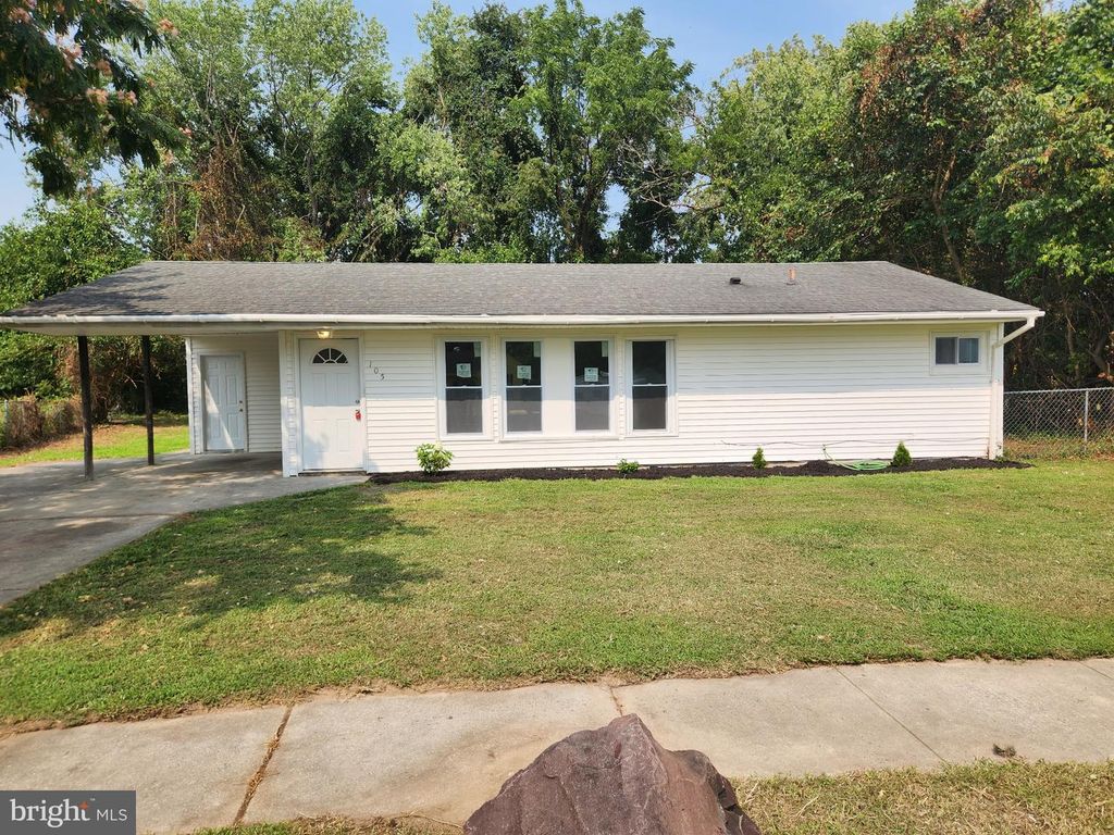 105 N GOVERNORS BLVD, Dover, DE 19901