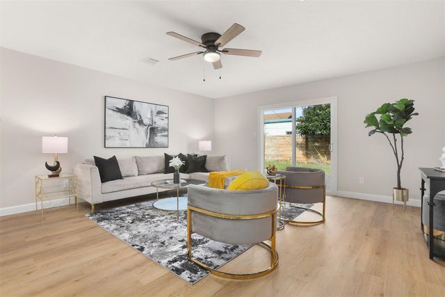 9002 San Jose Avenue, Texas City, TX 77591